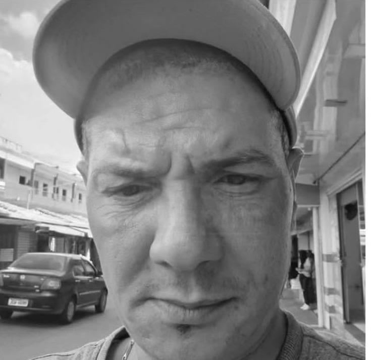 Homem é morto a facadas durante confusão em bar no centro de Imbé de Minas